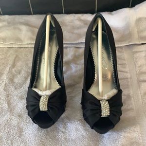 MichaelAngelo Black dress shoe